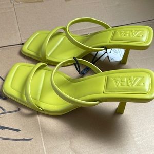 Zara Sea Green Leather Strappy Heeled Sandals Size 7.5